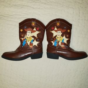Woody Boots